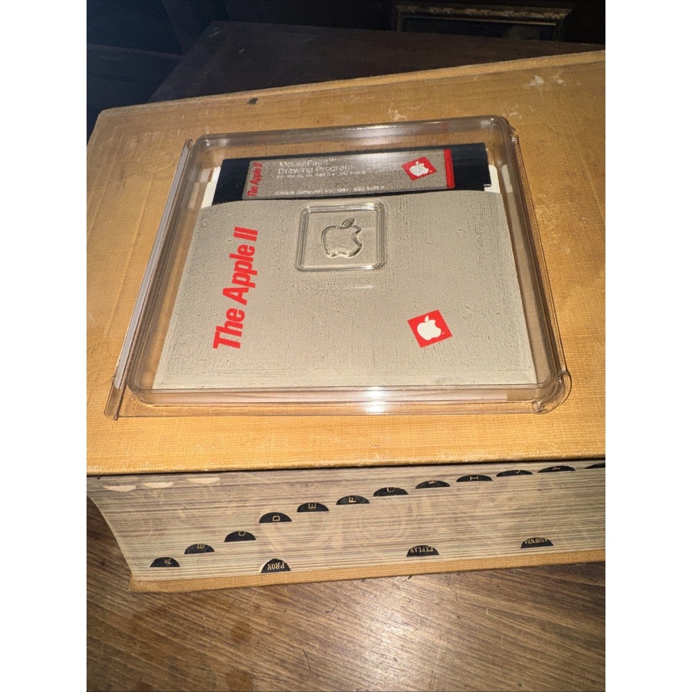 New In Package MousePaint Drawing Program / Apple II Home Computer Software - Picture 2 of 5